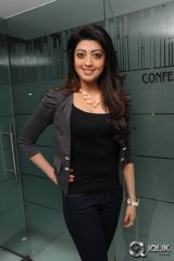 Pranitha Launches Big C Dussehra Offers